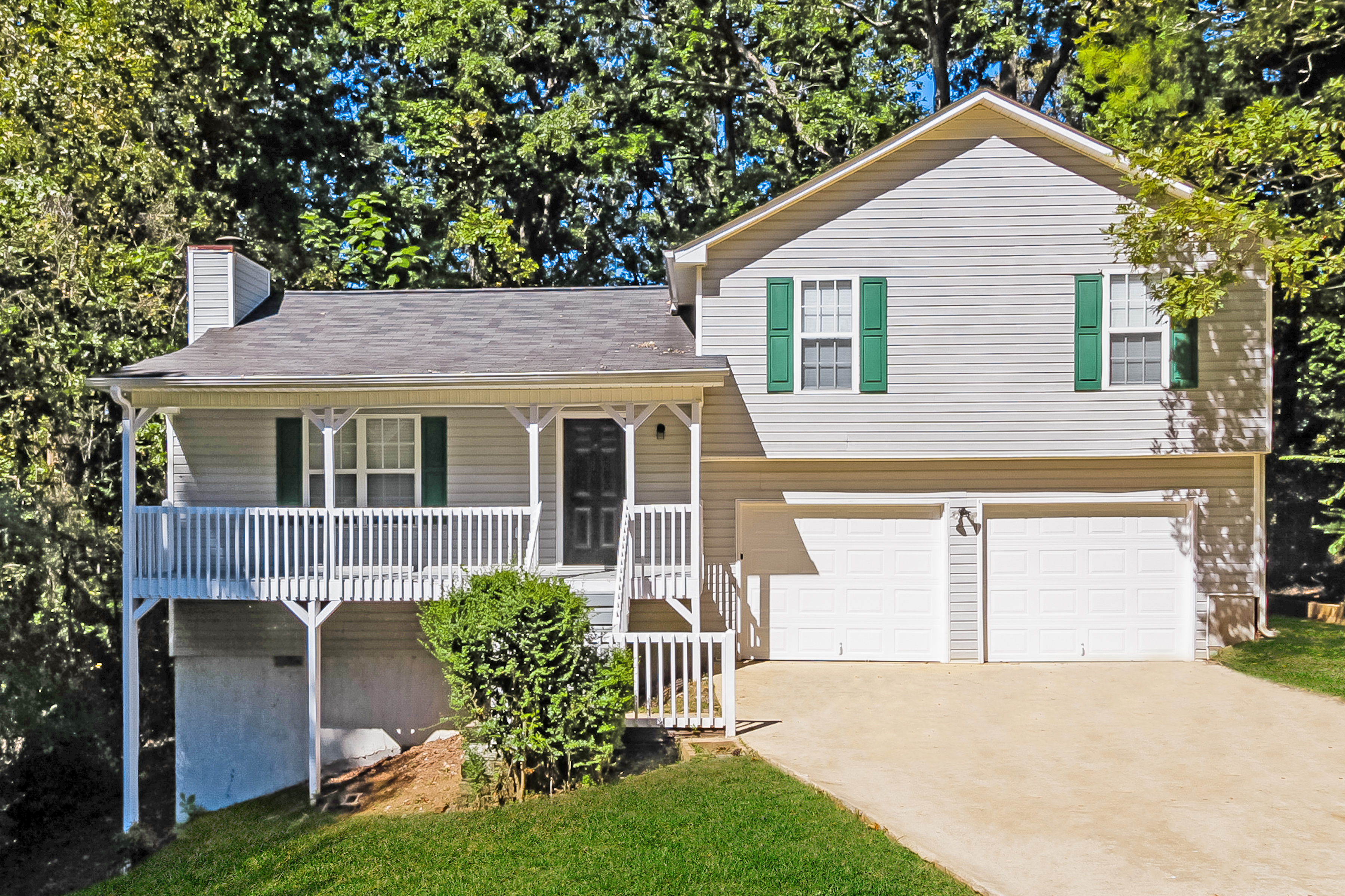 377 Johnstons Dr,  Dallas, GA 30157